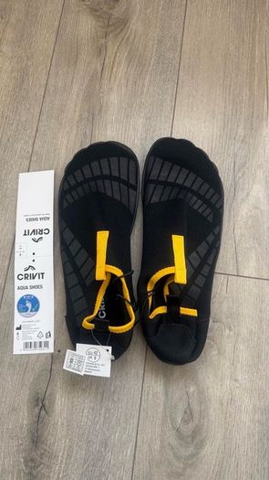 Water shoes
