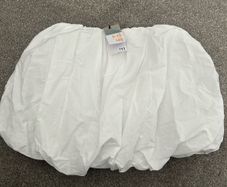 9-10y white skirt BNWT