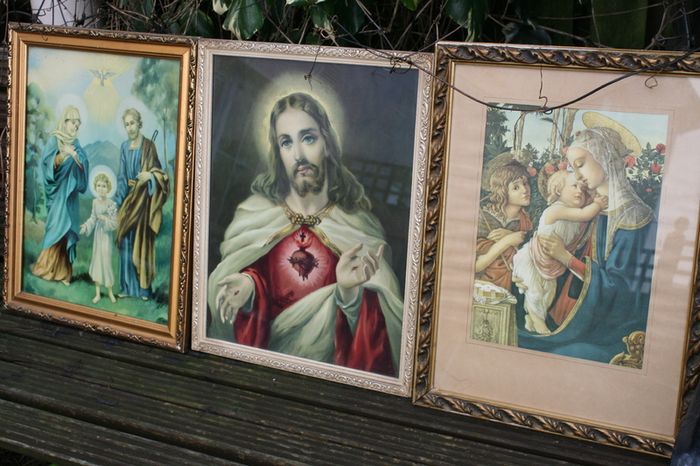 Vintage Holy Picture (35 each)