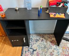 Quick sale Black black wood computer desk