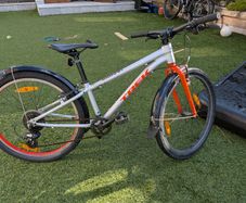 Trek Bike Wahoo size 24 inch (colour: silver & orange)