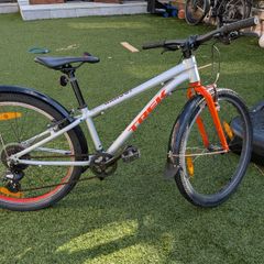 Trek Bike Wahoo size 24 inch (colour: silver & orange)