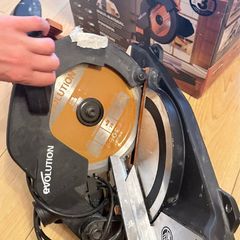 Evolution R210cms 210mm Electric Single-bevel Multi Material Compound Mitre Saw 220-240v