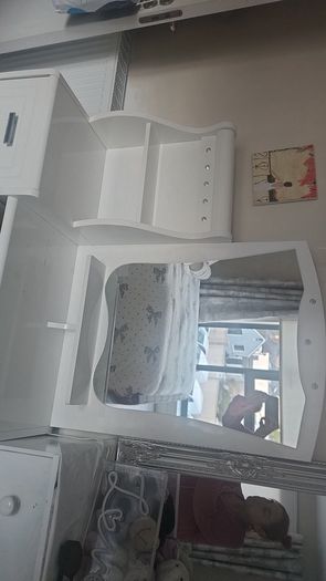 Dressing table