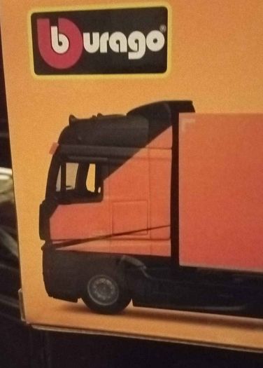 Bburago Racing Hauler Mclaren Formula 1 Mcl 38 Mercedes Truck Model