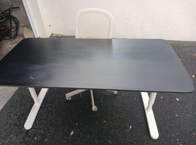 office desk and chair