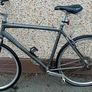 Giant Hybrid Bicycle Image 7