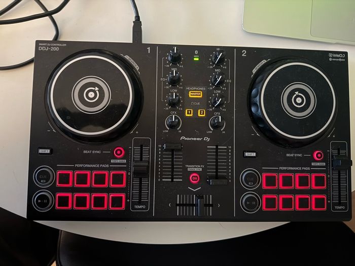 Pioneer DDJ-200 Smart Controller