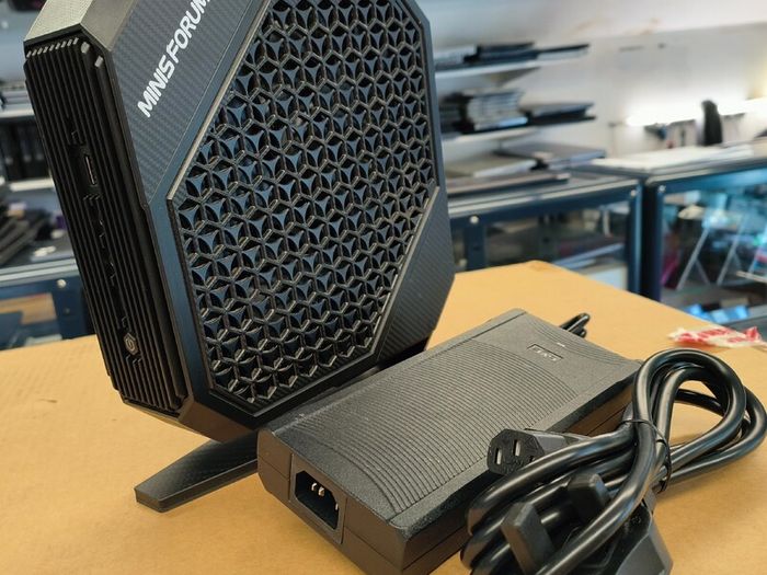 Minis Forum Hx90g Mini Gaming Pc, Amd Ryzen 9 5900hx 8 Core Cpu 32gb Ram/ 1tb Ssd With Amd Radeon Rx 6600m Mini Desktop Computer, Windows 11 Pro, Hdmi Ports X2/ Dp X2, Wifi 6e, Bt5.2, Usb 3.2 X5