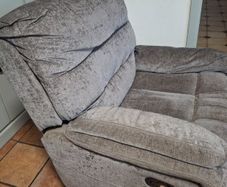 Recliner armchair