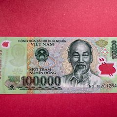 Vietnam. 100,000. Dong. 2018  Pick 122  Polymer Plastic   Uncirculated.