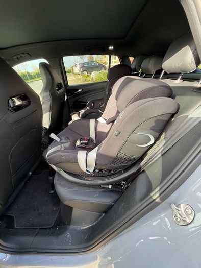 Sirona Gi car seat with base