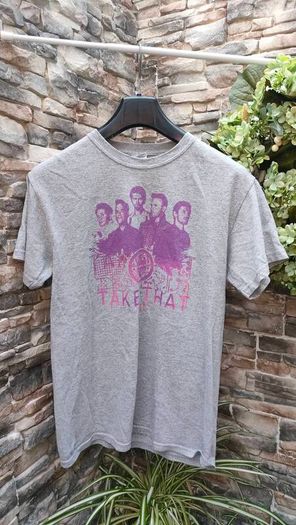 Take That Progress Live 2011 concert t-shirt The last time the full line up toured together  In great condition Front and back print Size small