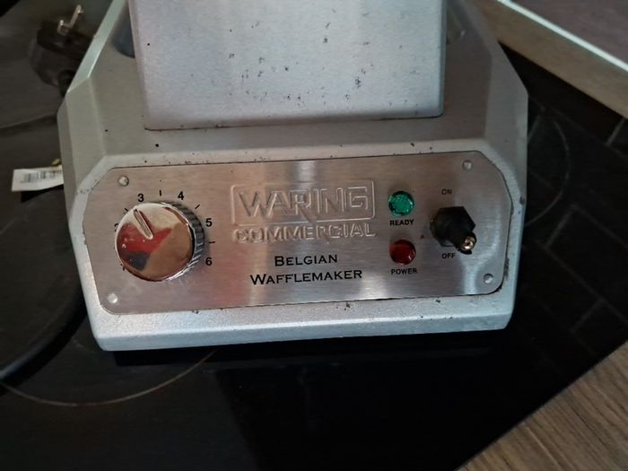 Commercial Waffle Maker