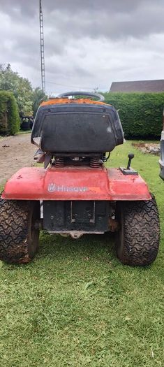 Husqvarna lt125 12.5hp lawnmower