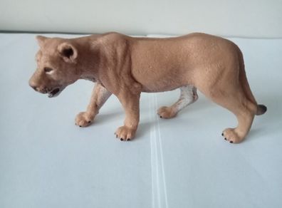 New Schleich Female Lion