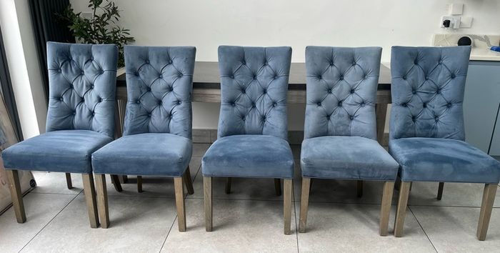 Dining Chairs - 5 chairs -