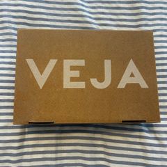 Veja white runners