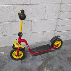 Child scooter