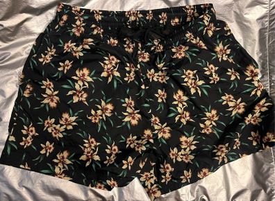 Massimo Dutti Men swim Shorts Black Floral Nylon Blend Lined Beach Trunk size xl