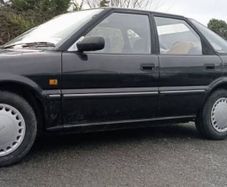 2 x Toyota Corolla E9 Sprinter Etc 13 Inch Hubcaps