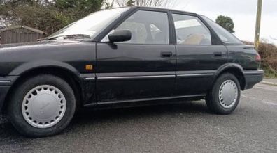 2 x Toyota Corolla E9 Sprinter Etc 13 Inch Hubcaps