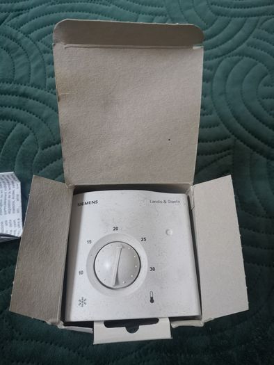 Siemens Thermostst still in box