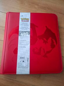 Ultra Pro Pokemon Elite Series Charizard 12-Pocket Zippered PRO Binder