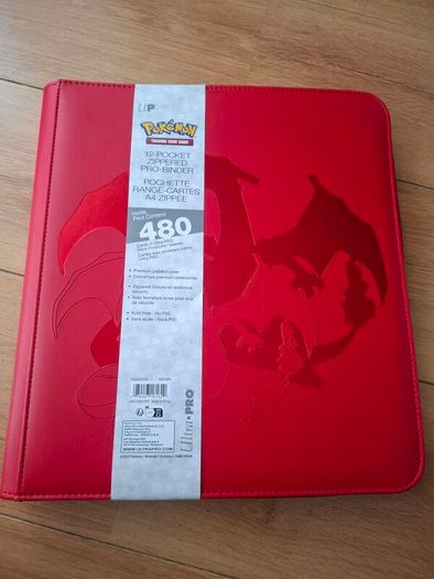 Ultra Pro Pokemon Elite Series Charizard 12-Pocket Zippered PRO Binder