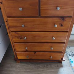 Chest of drawers