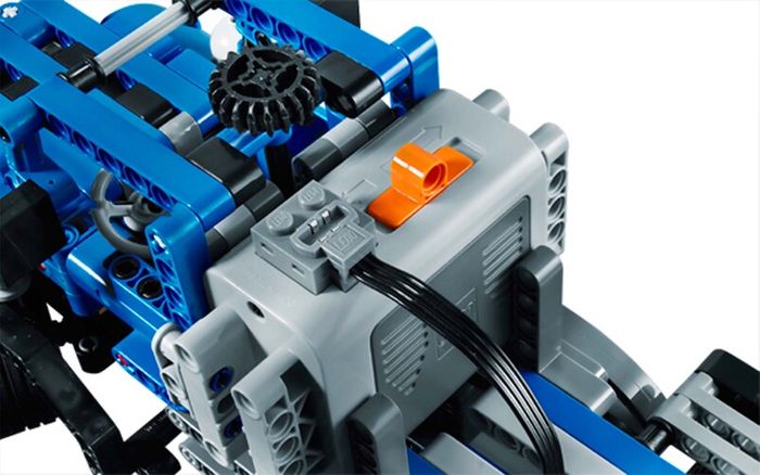 Lego Technic 8052: Container truck (2010) 100% Complete (NO BOX)