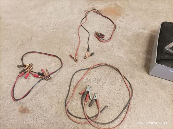 jump leads
