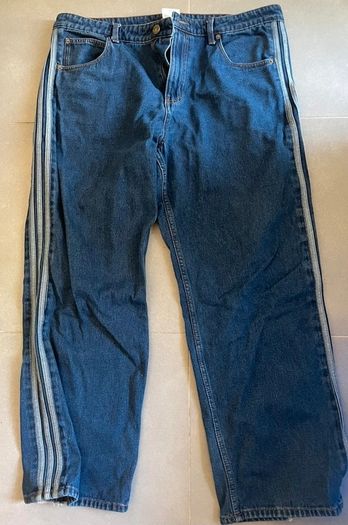 Adidas jeans size 36