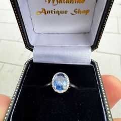 Platinum sapphire & dimond cluster ring