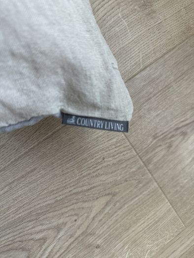 Small cushion