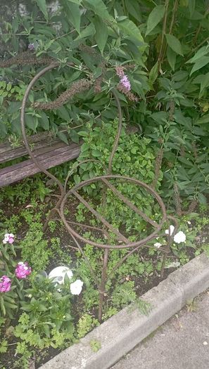Vintage iron chair frame