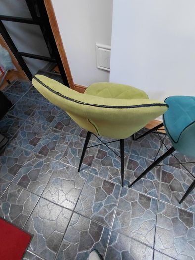 2 x kitchen bar stools