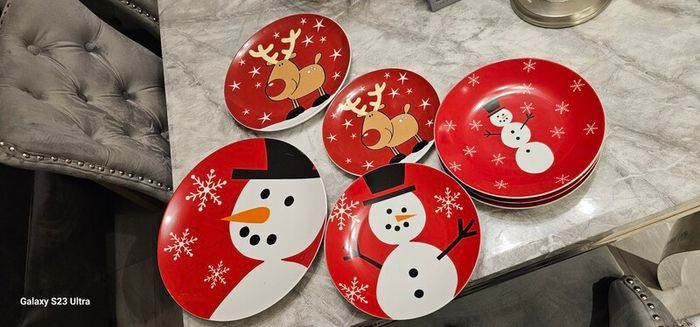 Christmas dishes, place mats & dip/snacks tray