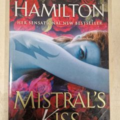 laurell k Hamilton mistrals kiss