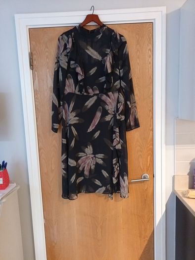 Primark  Dress. S.14.  New No Tag.