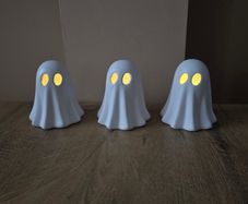 Trio of ghosts (LED)