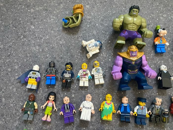 LEGO Mini Figures Star Wars Ninjago Marvel Superhero Spider Man Batman Hulk Iron Man Mickey Mouse