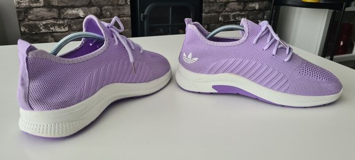 Womens trainers