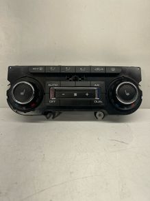 Skoda superb 2015 dual air contol con HEATER CLIMATE CONTROL PANEL 3T0907044ce a2l10b1s