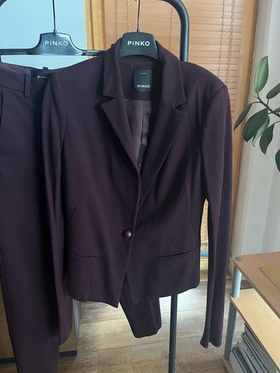 Pinko burgundy suit