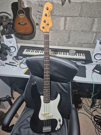 Sunn Mustang ( 70s Fender India) BASS