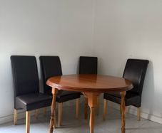 Round Table (extendable)