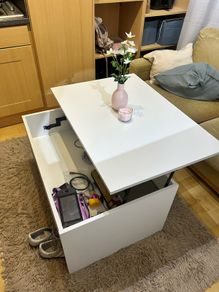 Adjustable coffe table