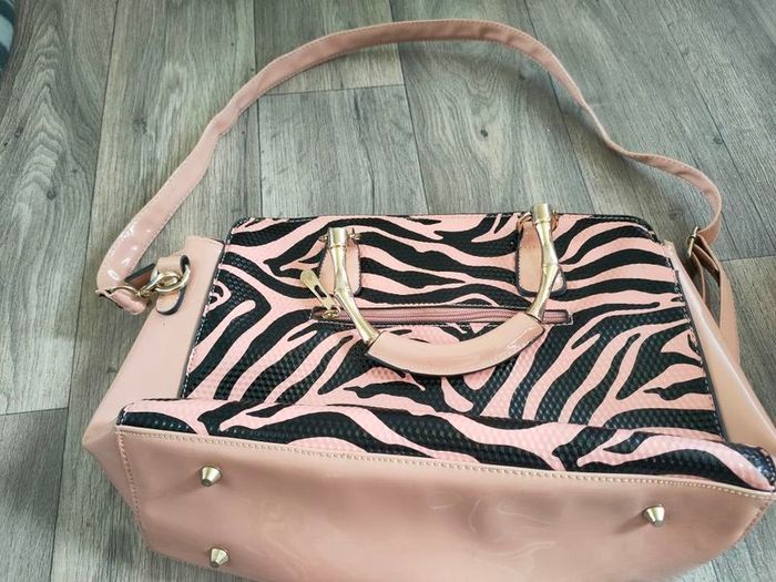 handbag