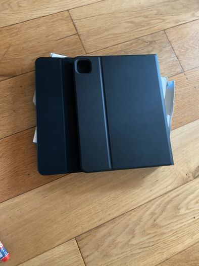 iPad Pro 11 Smart Keyboard case